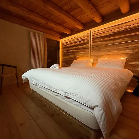 Guest house Mansio 1695 D'hotes 3*